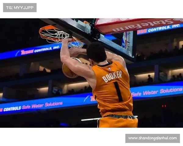 布克职业生涯最具激励意义的时刻：从困境到巅峰的逆袭之路